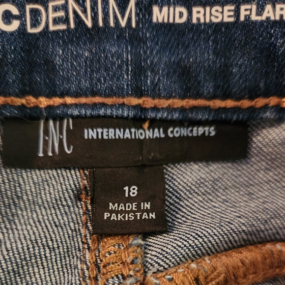INC DENIM MID RISE FLARE JEANS FROM MACYS.  SIZE 18 NWT. - Picture 2 of 9